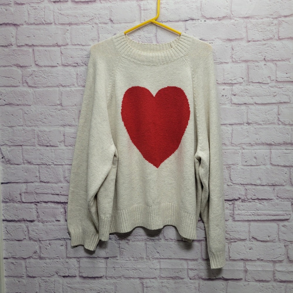 Old Navy SoSoft Valentine Big Heart Sweater XXL Ivory Knit Coquette Cozy Baggy